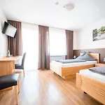 Otel Hotel-restaurant Langen Kattenes